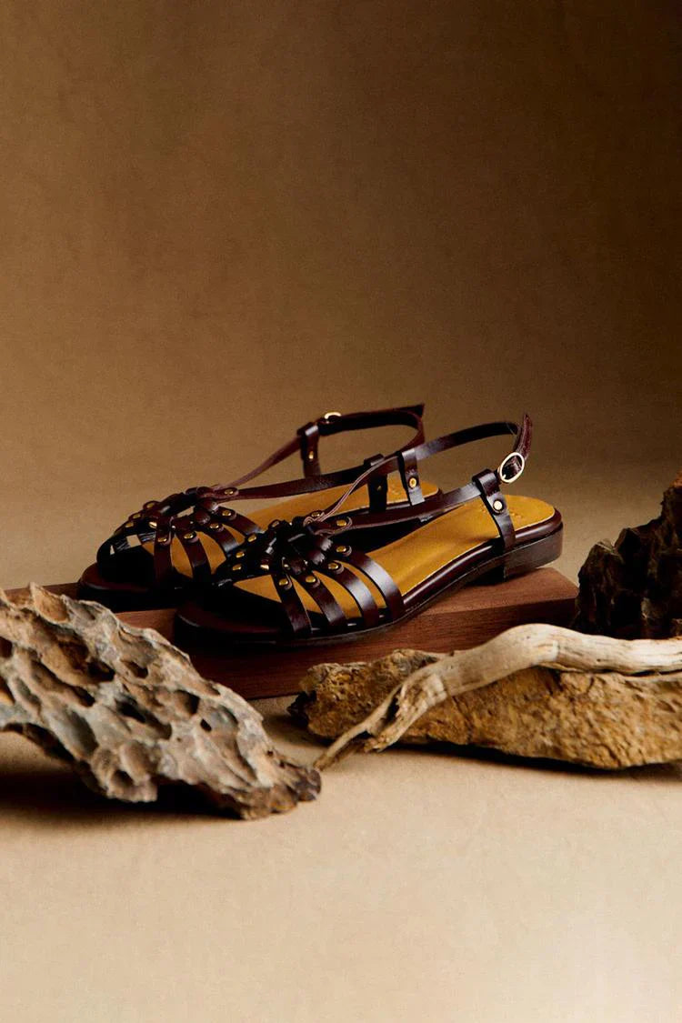 Sandals with Metallic Studs and Carvings in Dark Brown - perlanotturna