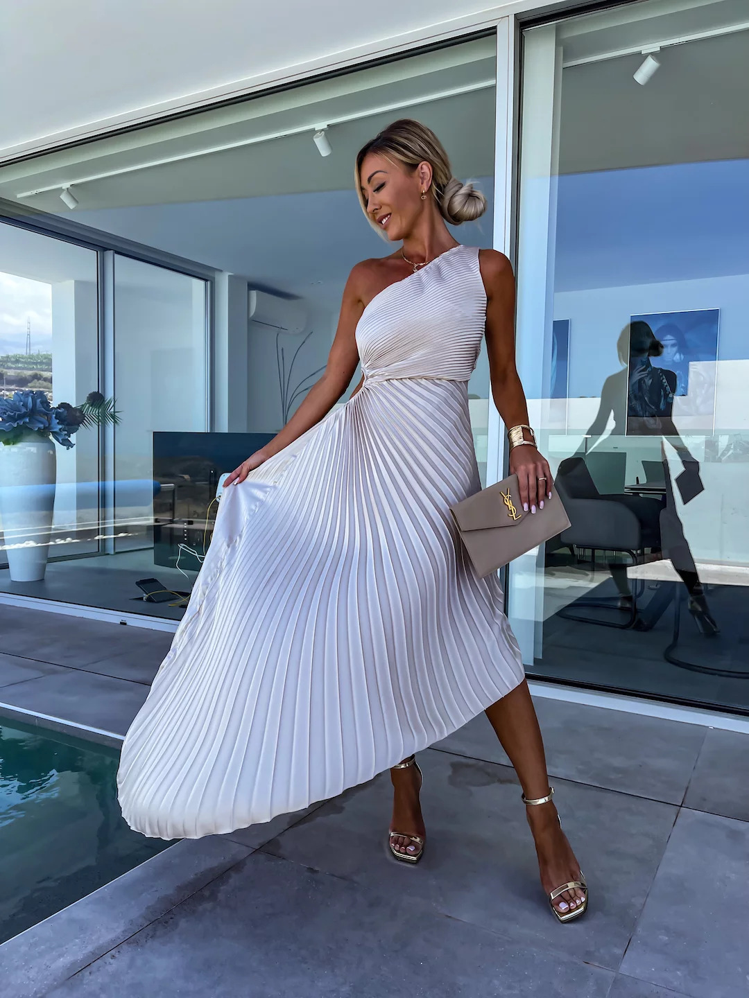 ELLA | One-Shoulder Pleated Midi Dress - perlanotturna