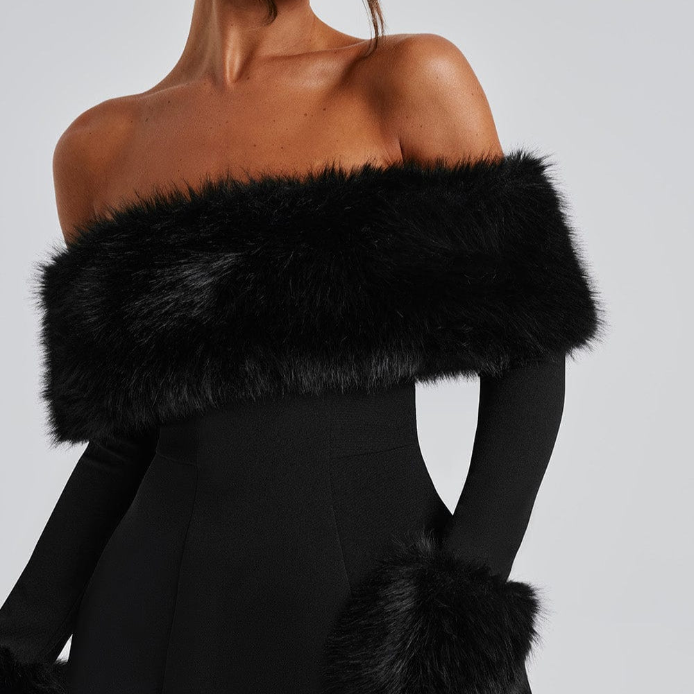Nyssa – Off-Shoulder Faux Fur Mini Dress for Trendy Winter Looks - perlanotturna