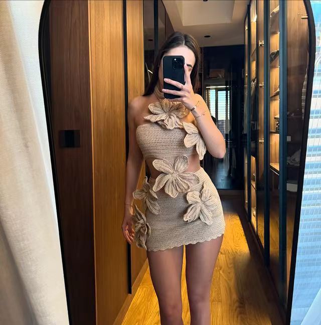 Zayla – Crochet Flower Halter Knit Mini Dress for Women | Trendy Women’s Dresses 2025 - perlanotturna