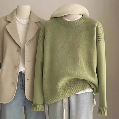 LuxeKnit™ Contour Sweater – Featherlight, Oversized & Chic - perlanotturna