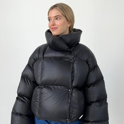 Lumi – Oversized Short Puffer Jacket for Women | Trendy Winter Essential 2025 - perlanotturna
