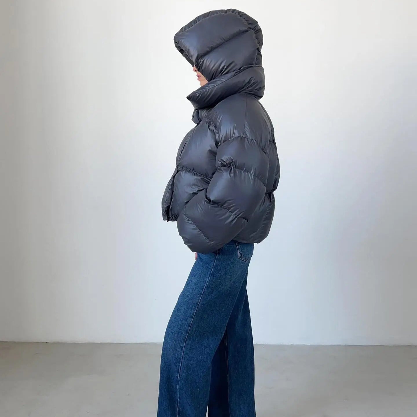 Lumi – Oversized Short Puffer Jacket for Women | Trendy Winter Essential 2025 - perlanotturna