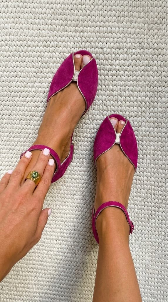 Elegant Suede Ballerinas with Metallic Accents and Open Toe