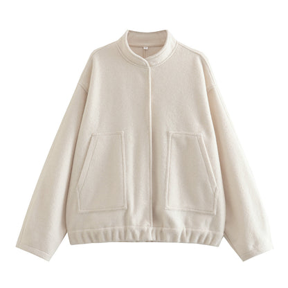 Nevaya – Oversized Bomber Jacket for Women | Trendy Streetwear Look 2025 - perlanotturna