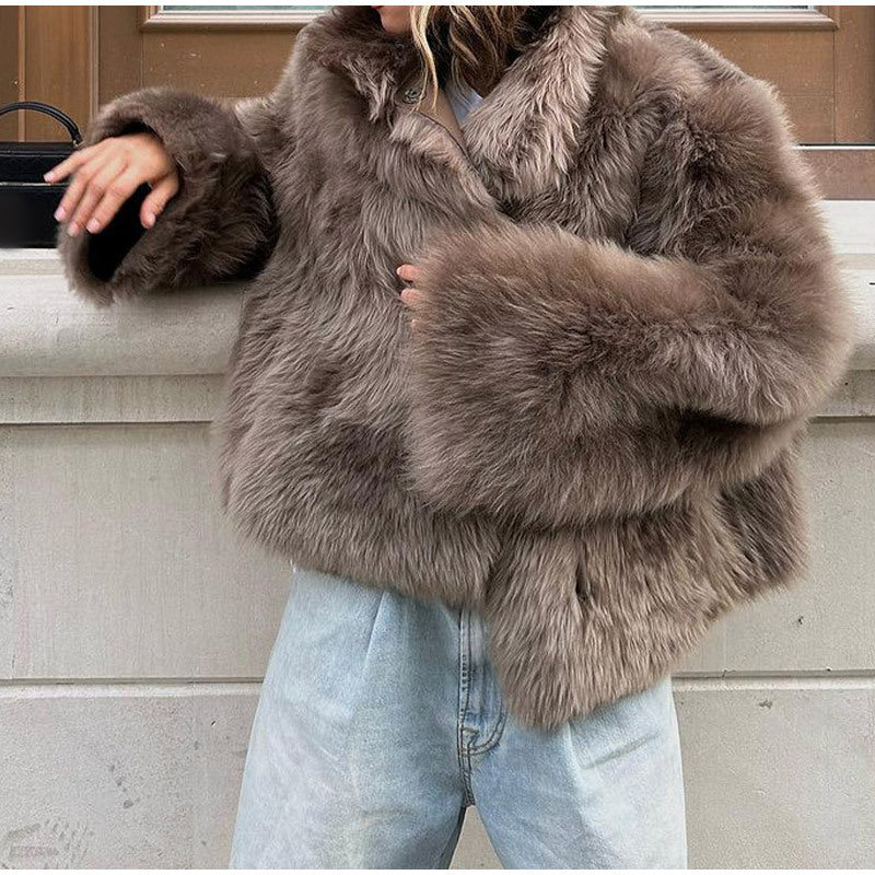 Lyssa – Cropped Faux Fur Jacket for Women | Cozy, Chic & Winter-Ready Style - perlanotturna