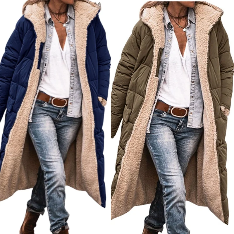 Wendbare, wattierte Slim-Fit-Mantel mit Kapuze - perlanotturna
